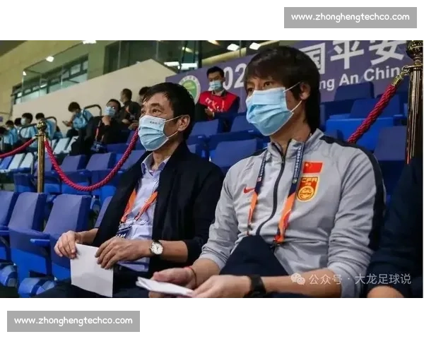 董方卓批足协选帅：拒 “老顽固” 思维，需破体系化困局