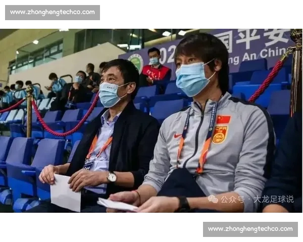 董方卓批足协选帅：拒 “老顽固” 思维，需破体系化困局