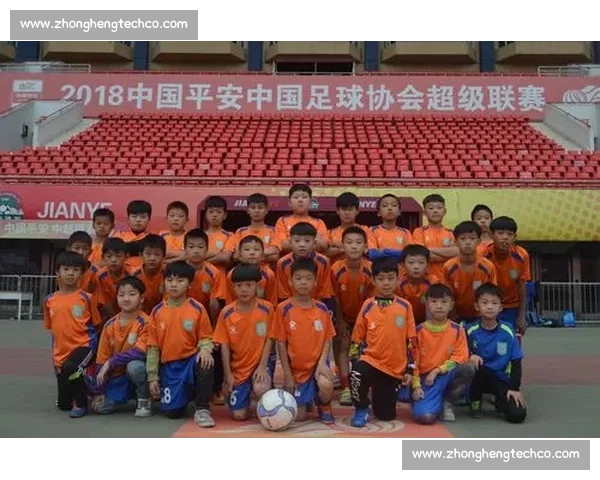 建业迎战恒大关键对决牵动争冠与保级命运之夜赛季走向悬念拉满